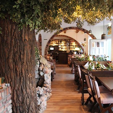 Hotel Restaurant Adria Kroatien Бад Емс Екстериор снимка